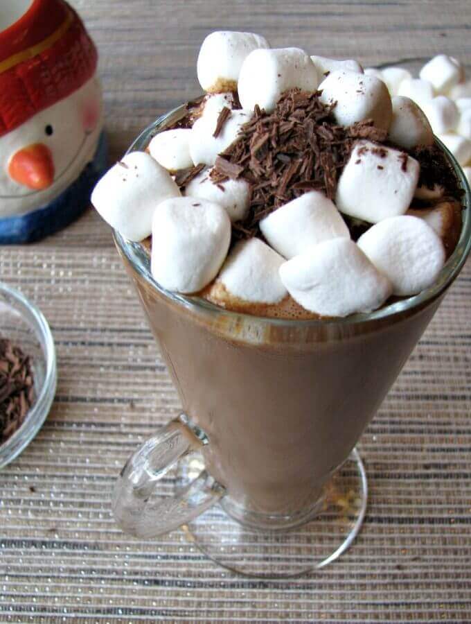 Warm up this Winter with a cup of Creamy Espresso Hot Chocolate, made with all natural ingredients like cream, bittersweet chocolate, and instant espresso. This beverage will warm you up and wake you up!